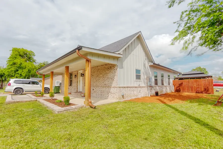 113 Smith, Tioga, TX 76271 - #2