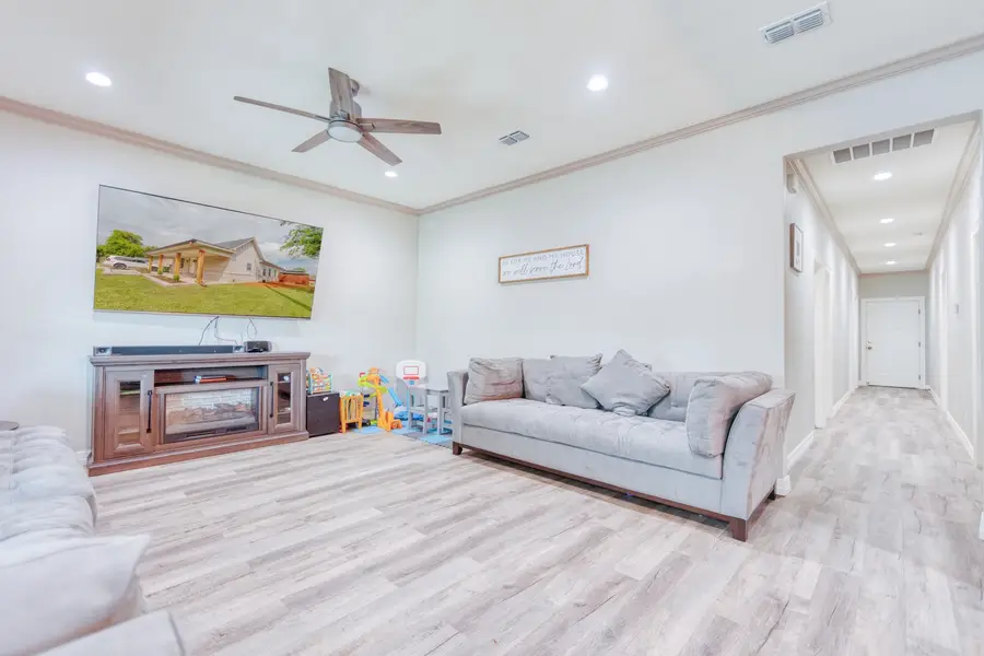 113 Smith, Tioga, TX 76271 - #3