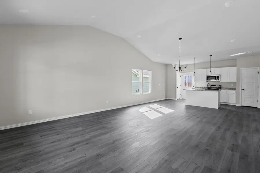 1832 E Broadway Avenue, Fort Worth, TX 76104 - #3