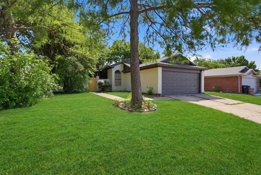 6816 Fire Hill Drive, Fort Worth, TX 76137 - #2