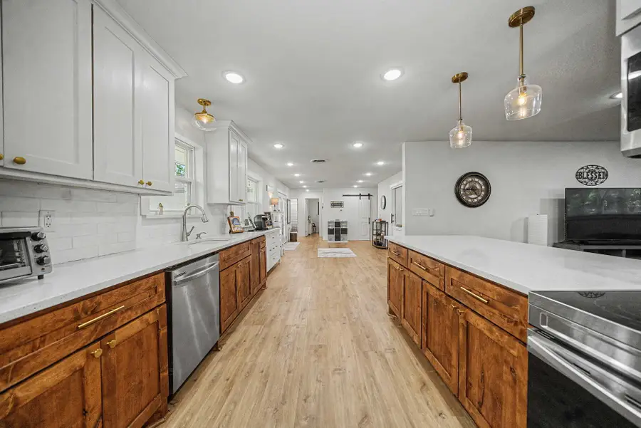 401 NW 32nd Street, Mineral Wells, TX 76067 - #3