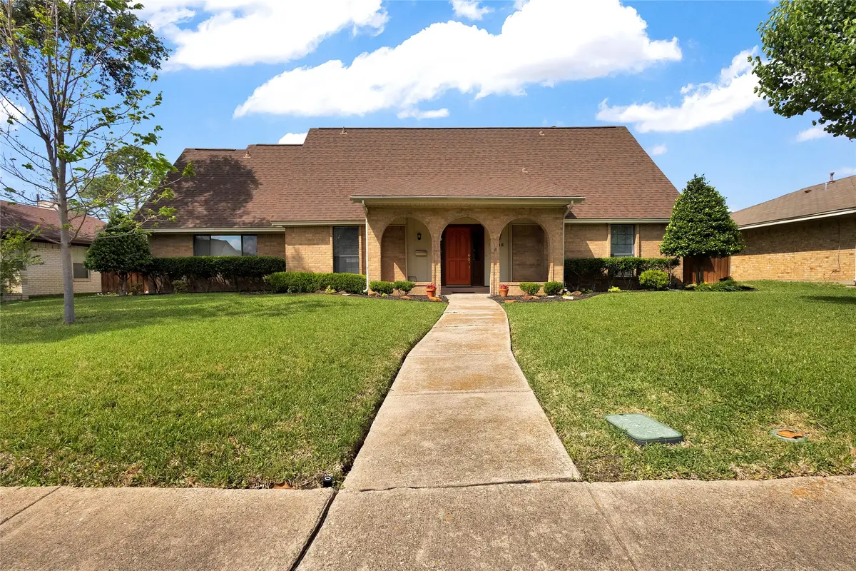 2985 Las Campanas Drive, Farmers Branch, TX 75234 - #1