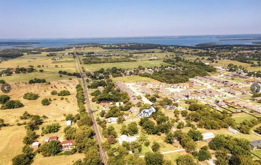 515 Eddleman Street, Pilot Point, TX 76258 - #3