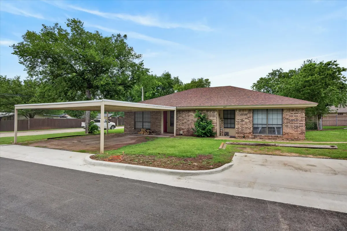 601-603 Clay Street, Glen Rose, TX 76043 - #1