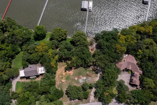 6 Eagle Pointe, Azle, TX 76020