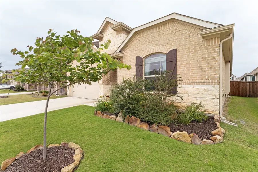 1153 Canuela Way, Justin, TX 76247 - #2