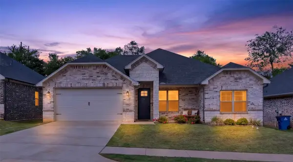 412 Faithful Road, Lindale, TX 75771