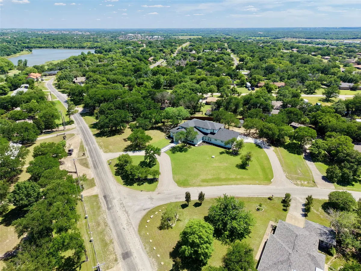 428 Squaw Creek Road, Willow Park, TX 76087 - #1