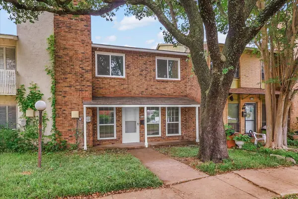 3118 Roundtree Lane, Garland, TX 75044