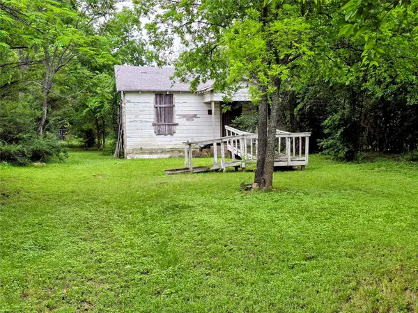 5321 Houghton Avenue, Fort Worth, TX 76107