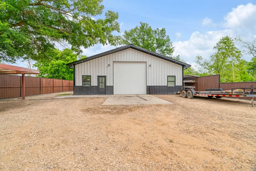 140 N Cedar, Blossom, TX 75416 - #2