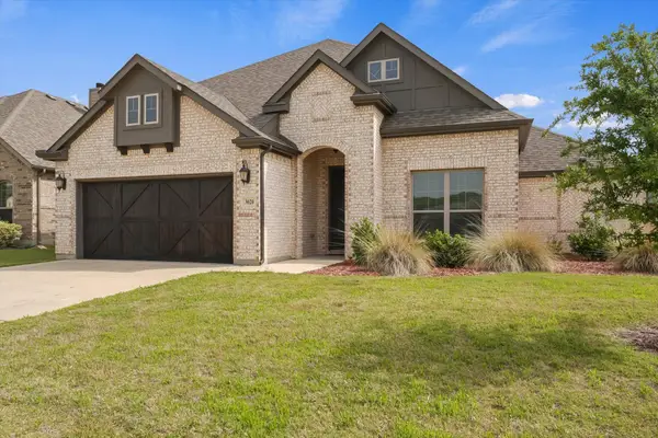 3020 Capital Hill Drive, Burleson, TX 76028