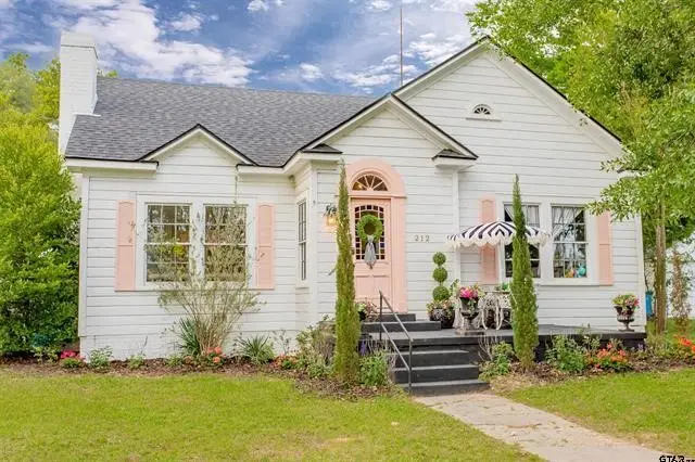 212 Smith Street, Henderson, TX 75654 - #2