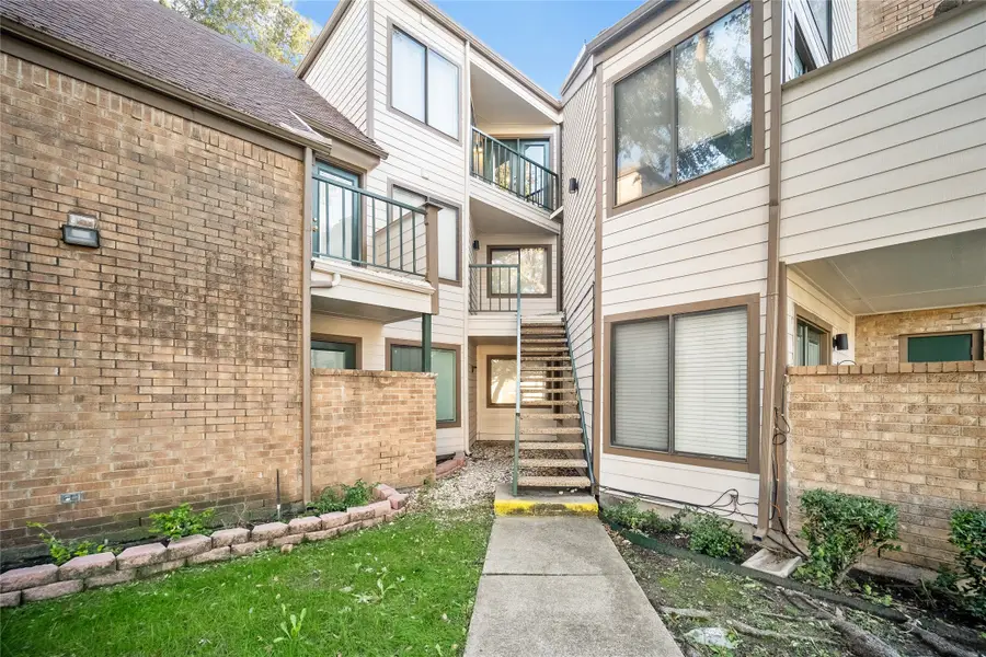 2314 Bamboo Drive #I304, Arlington, TX 76006 - #2