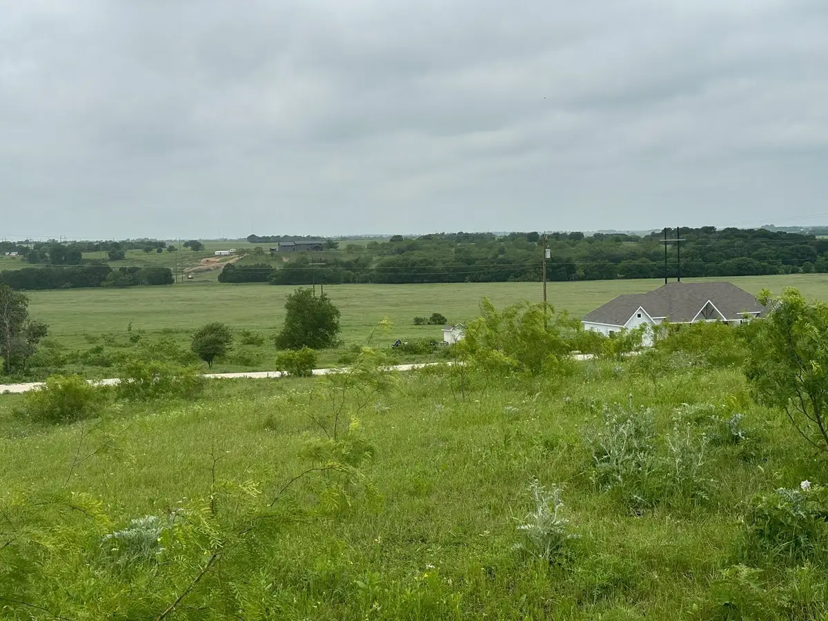 77 Private Road 454, Grandview, TX 76050 - #1