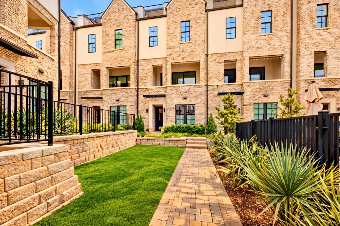 645 Dalton Lane, Irving, TX 75039 - #1