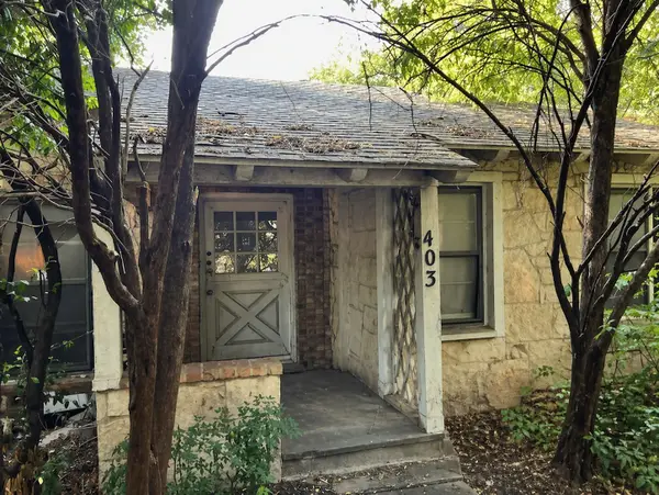 403 N Tennant Street, Dallas, TX 75208