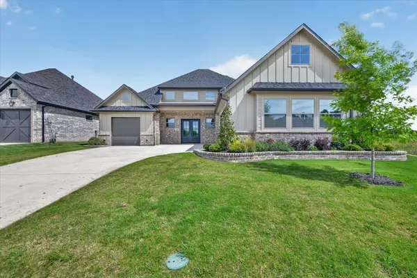 961 Bandon Dunes Drive, Fort Worth, TX 76028