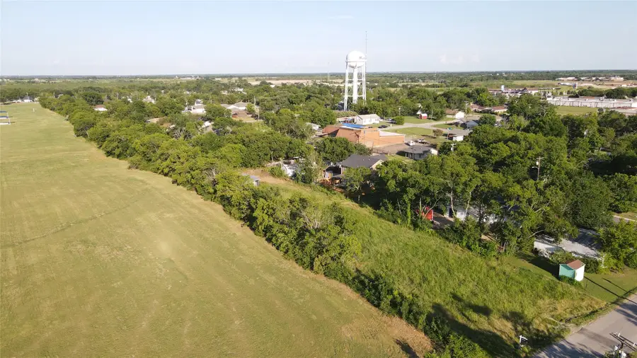 404 N Alton Street, Kaufman, TX 75142 - #2