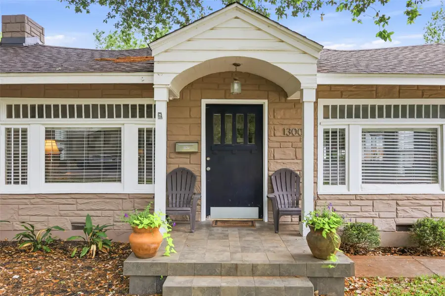 1300 Buck Avenue, Fort Worth, TX 76110 - #3