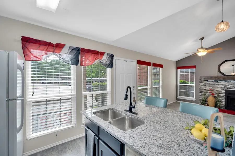 1440 Meadowood Village Drive, Fort Worth, TX 76120 - #2