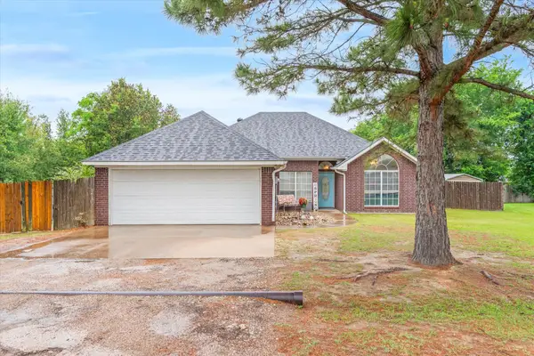 560 Washington Street, Van, TX 75790