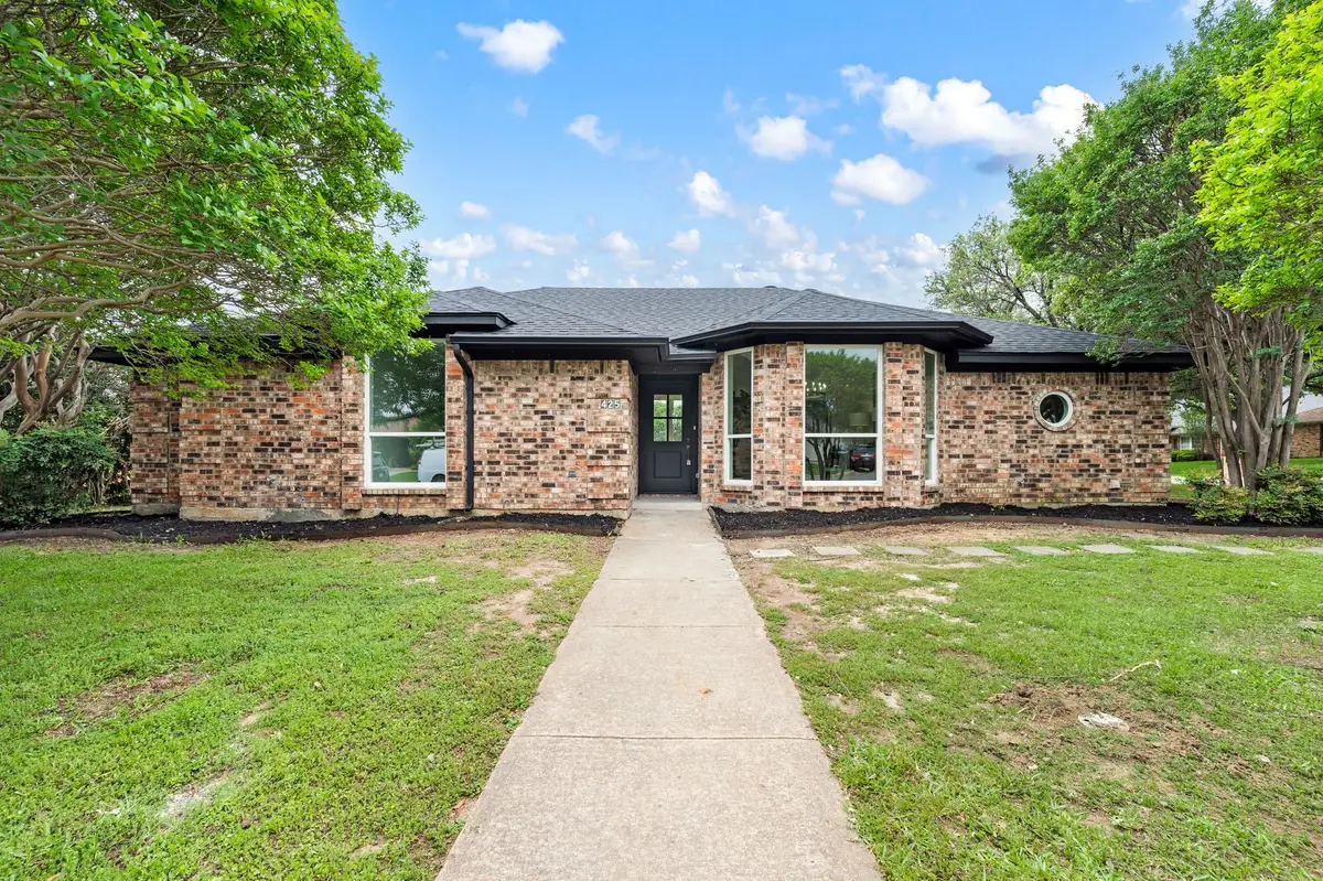 425 Marseille Drive, Hurst, TX 76054 - #1