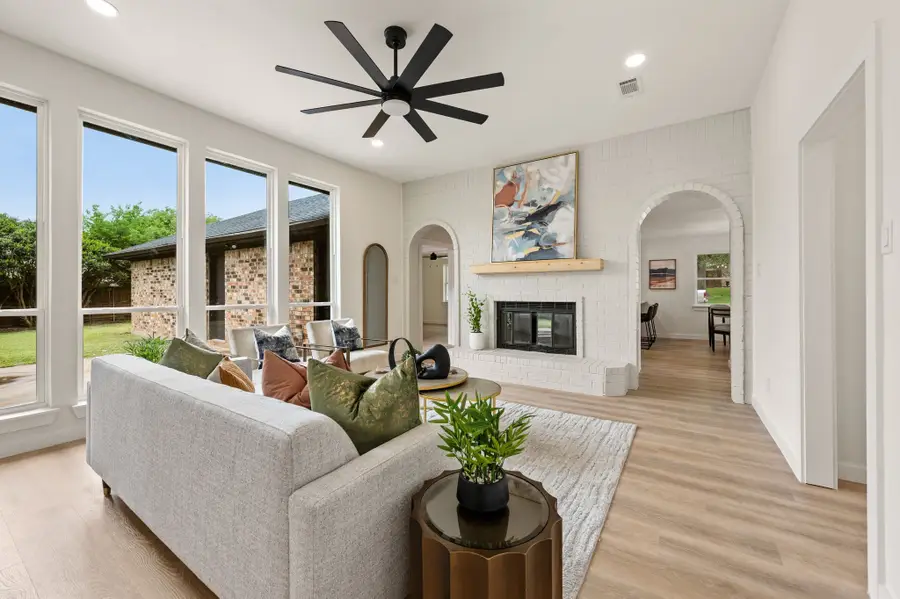 425 Marseille Drive, Hurst, TX 76054 - #2