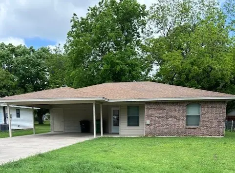 1405 Cherry Street, Gainesville, TX 76240