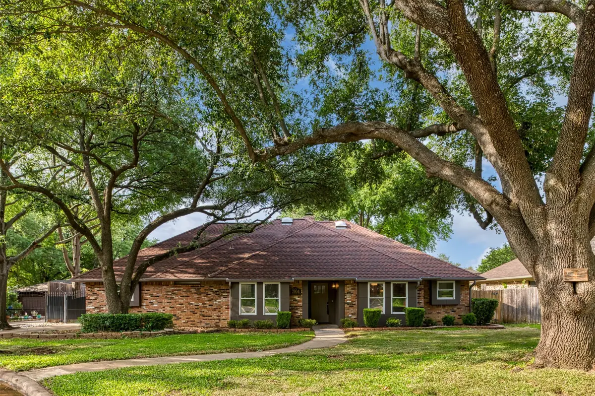 2104 Riverforest Court, Arlington, TX 76017 - #1