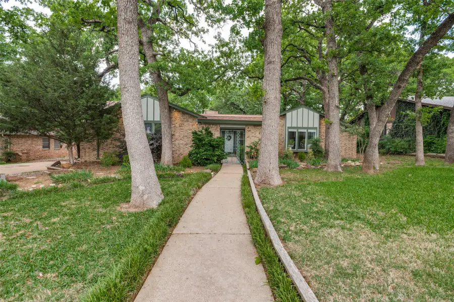 1021 Conchos Circle W, Keller, TX 76248 - #2