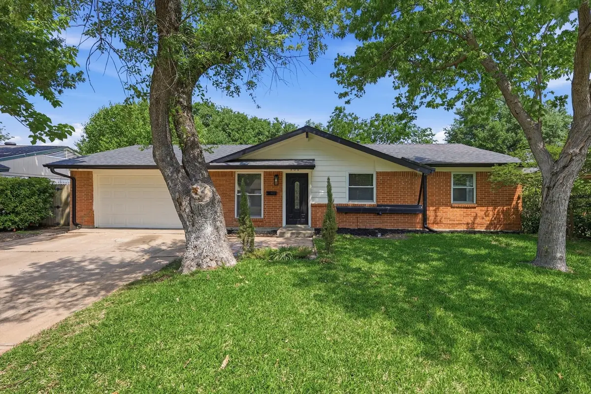 306 Baron Place, Grand Prairie, TX 75051 - #1