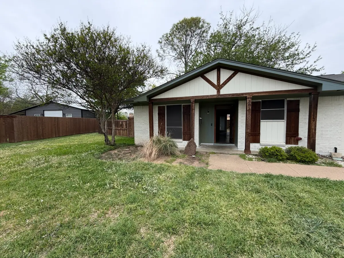 301 Bernice Court, Burleson, TX 76028 - #1