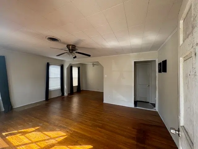 1634 Ash Street, Grand Prairie, TX 75050 - #3