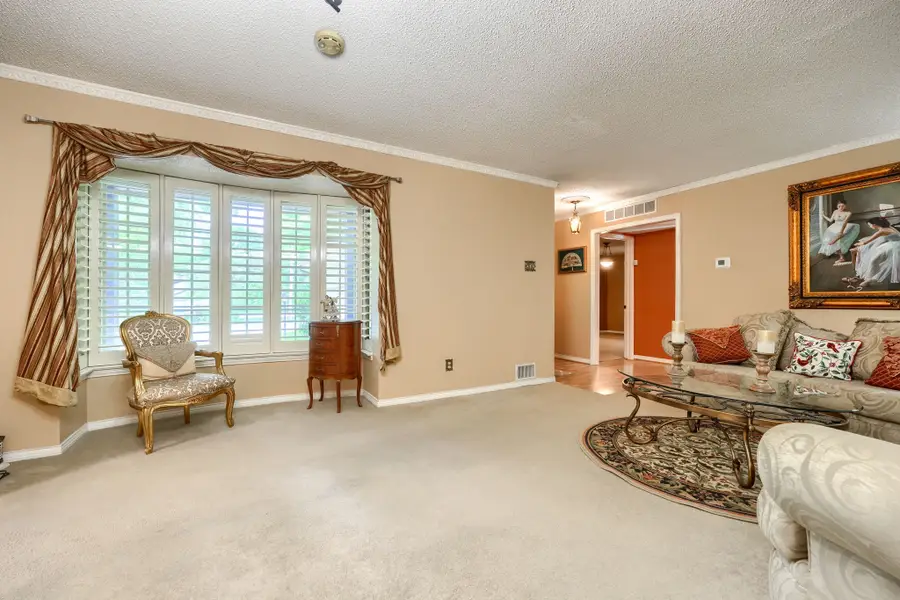 8226 Hunnicut Road, Dallas, TX 75228 - #3