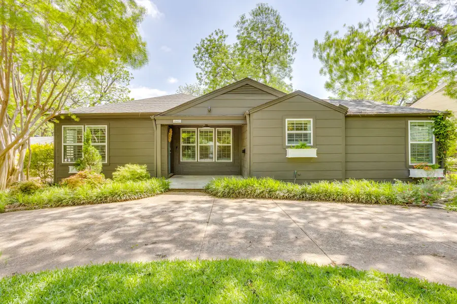 6463 Lindell Avenue, Fort Worth, TX 76116 - #2