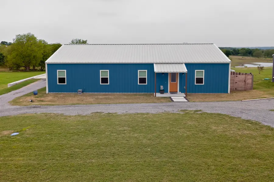 613 Kentucky Town Road, Whitewright, TX 75491 - #2