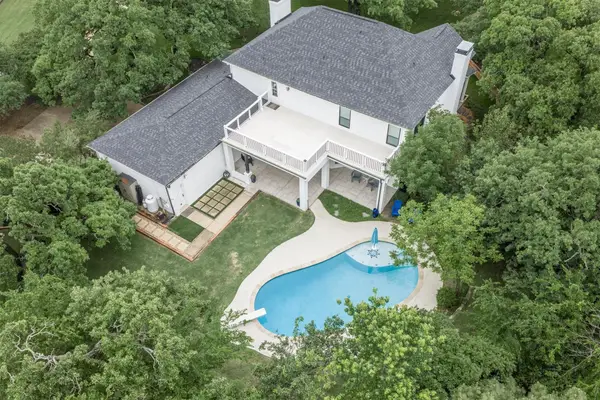 105 High Oak Drive, Double Oak, TX 75077