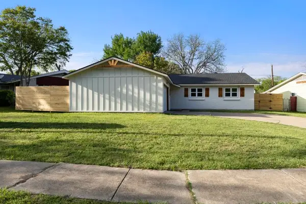 4633 Lynnacre Drive, Dallas, TX 75211 - #2