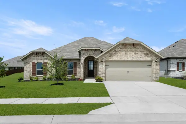 325 Comfort Drive, Godley, TX 76044