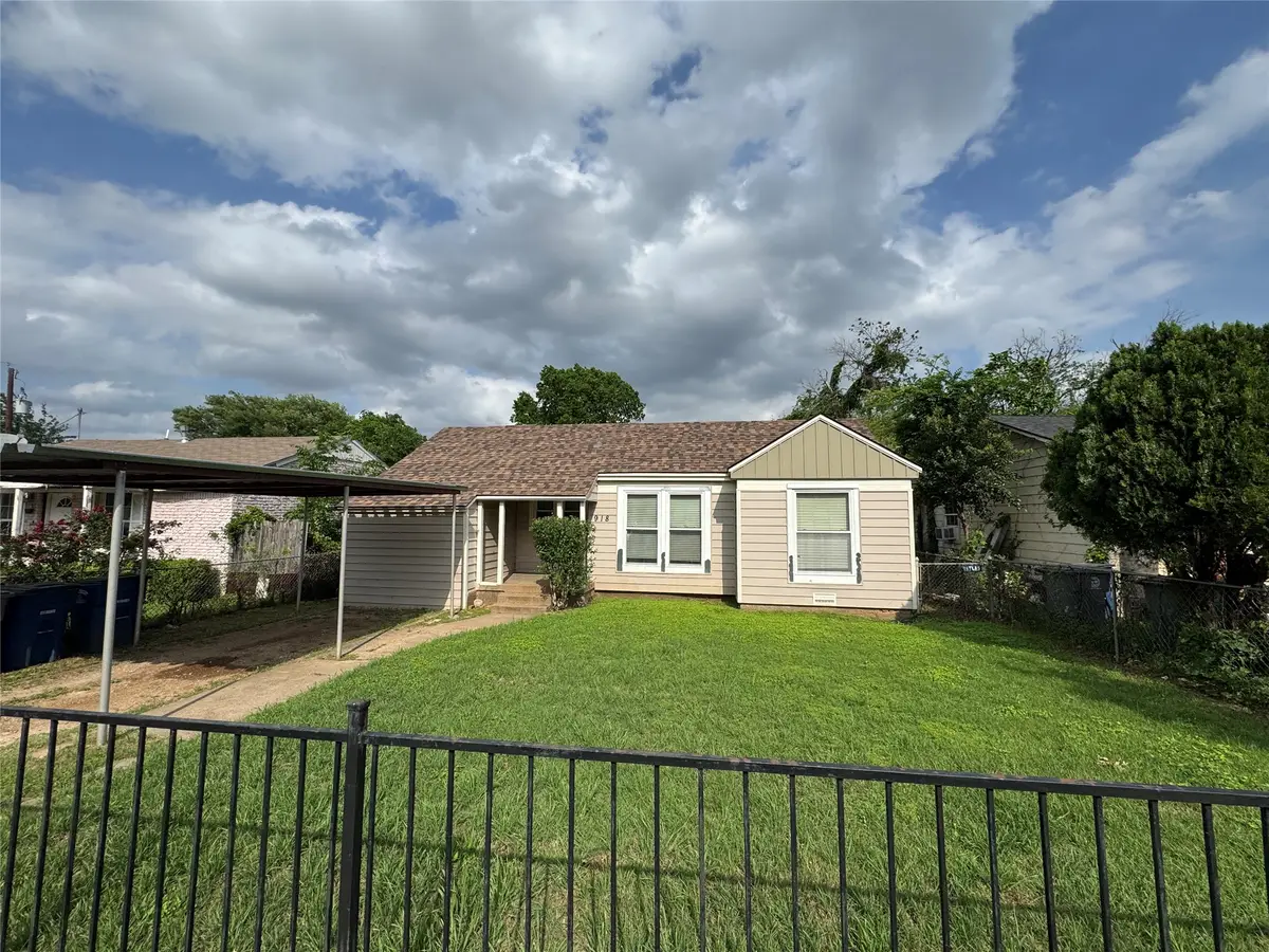 918 N Barnett Avenue, Dallas, TX 75211 - #1