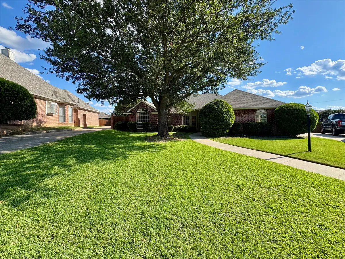 729 Bent Tree Court, Hurst, TX 76054 - #1