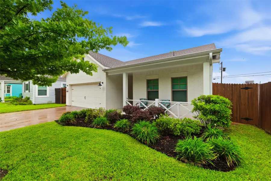 2620 Ryan Avenue, Fort Worth, TX 76110 - #2