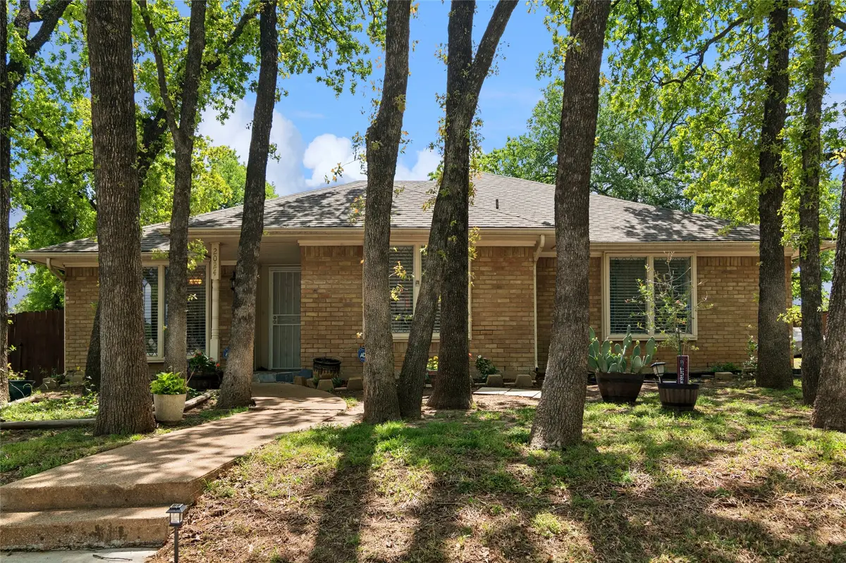 2024 Crooked Creek Lane, Arlington, TX 76006 - #1