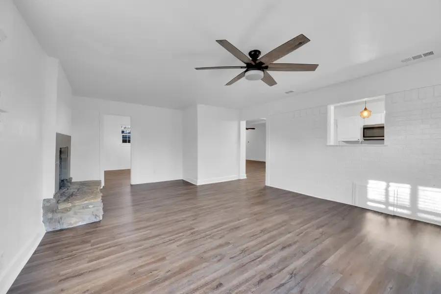 512 Virginia Avenue, Waxahachie, TX 75165 - #3