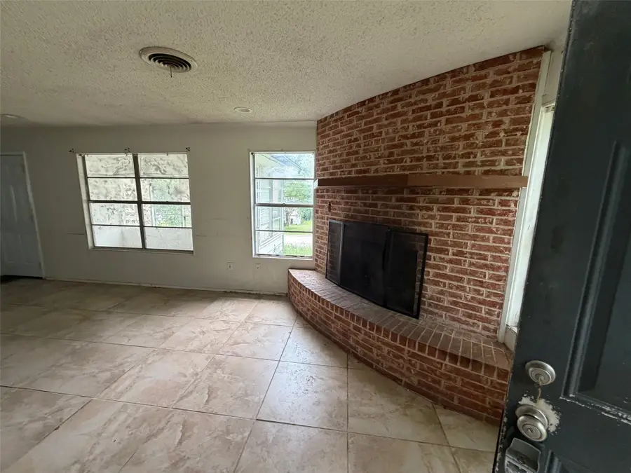 2604 Pinoak Street, Granbury, TX 76048 - #3