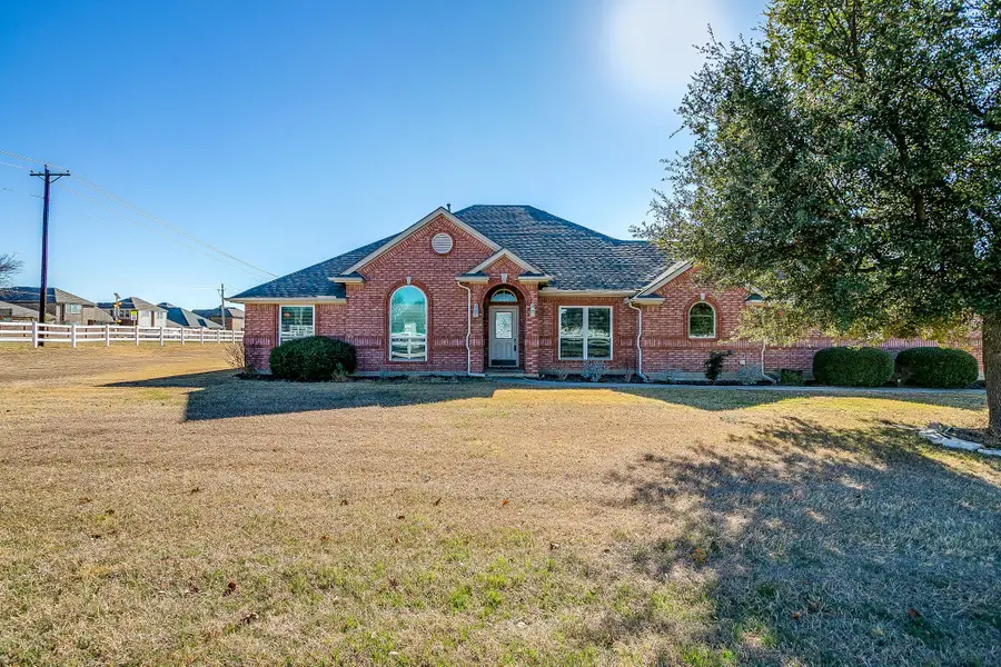 801 Creek Hollow Lane, Fort Worth, TX 76131 - #2