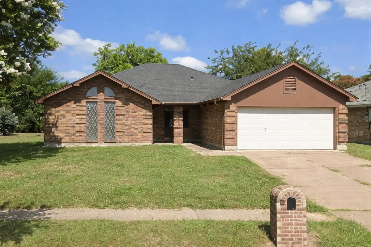 6206 Aires Drive, Arlington, TX 76001 - #1