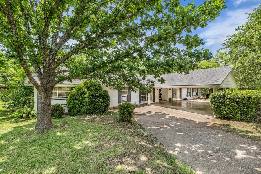 1208 Knotty Oaks Drive, Woodway, TX 76712 - #3