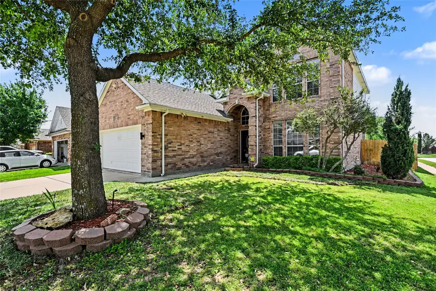6369 Redeagle Creek Drive, Fort Worth, TX 76179 - #2